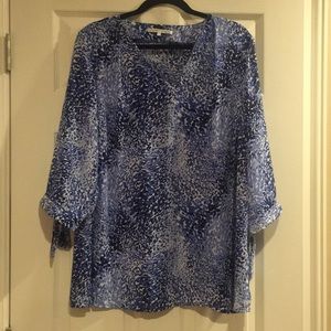 Violet+Claire size 1X shades of blue top